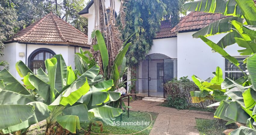 Villa avec piscine à louer à Badalabougou