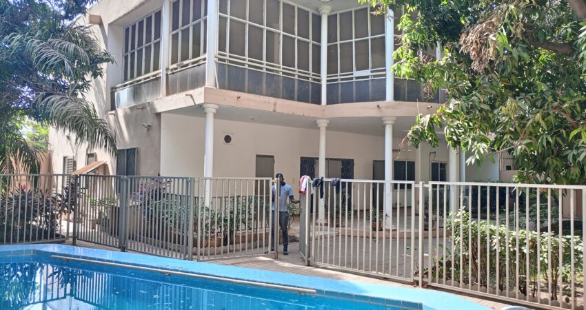 Villa duplex avec piscine à louer à Badalabougou est